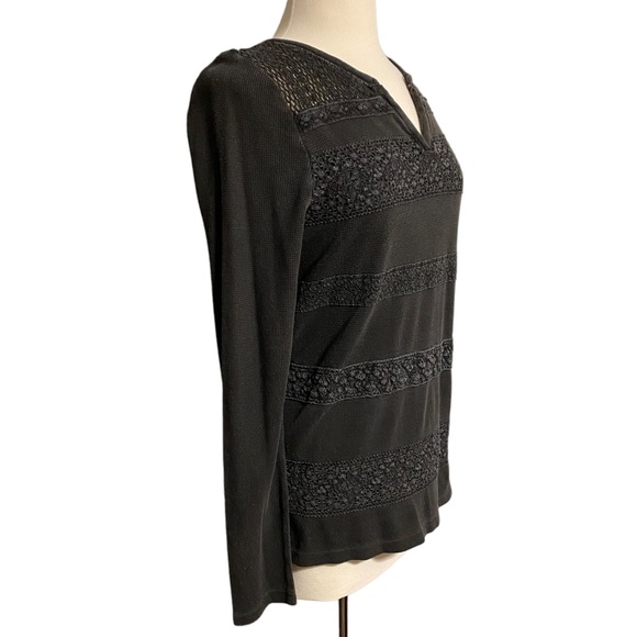 Lucky Brand Washed Black Thermal Crochet Top - Picture 3 of 4